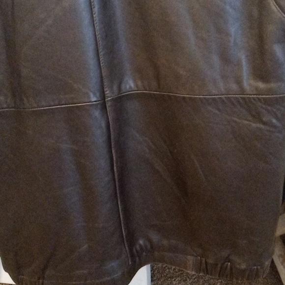 Men’s Claiborne very dark brown Lambskin Leather Jacket - Picture 5 of 15